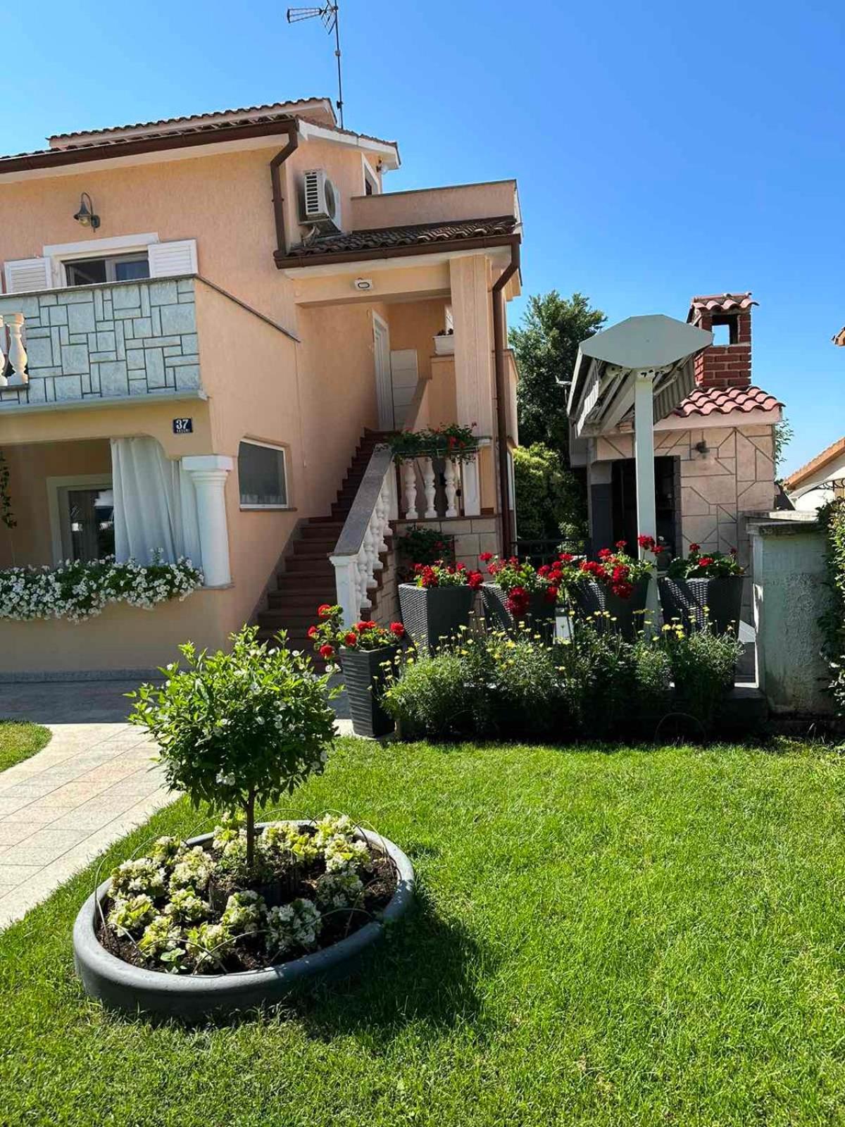 Apartment Vesna Poreč Exterior foto